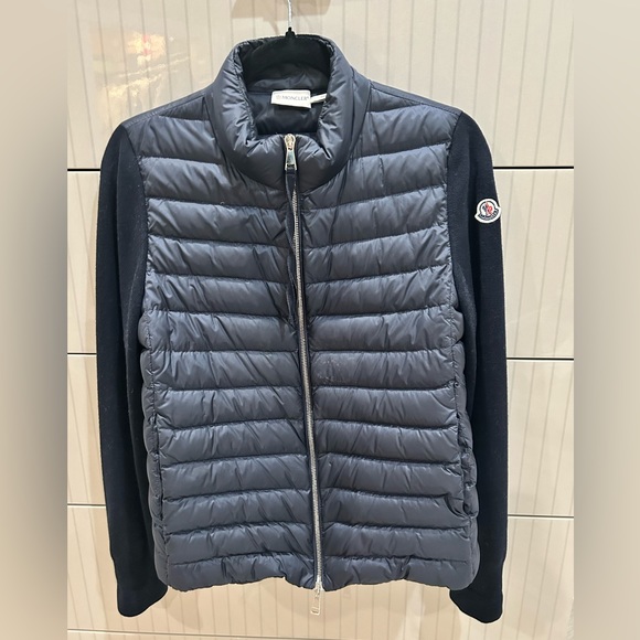 MONCLER High-Neck Knit-Sleeve
Padded Down Jacket Navy - Picture 3 of 6